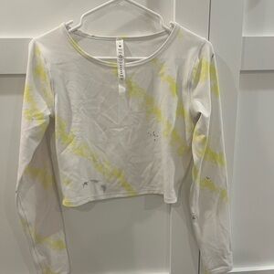 Lululemon top